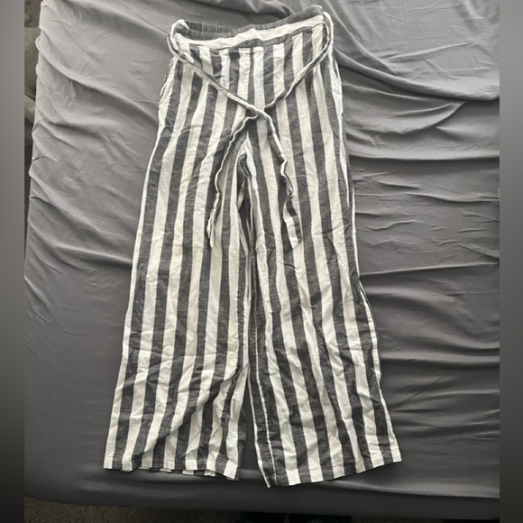 NWOT Striped Wide-Leg Jumpsuit Pant in Grey & White - Picture 2 of 2